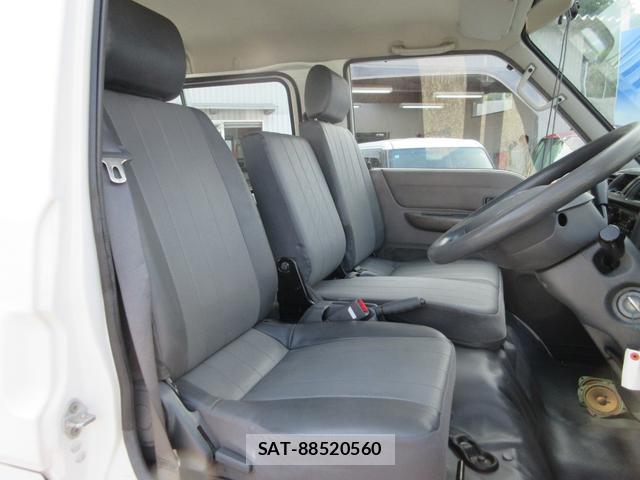 Mazda BONGO VAN 2007-02 8222721-5