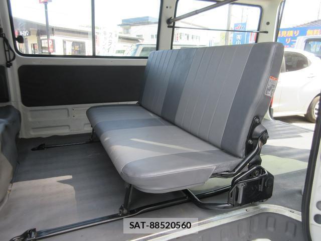 Mazda BONGO VAN 2007-02 8222721-6