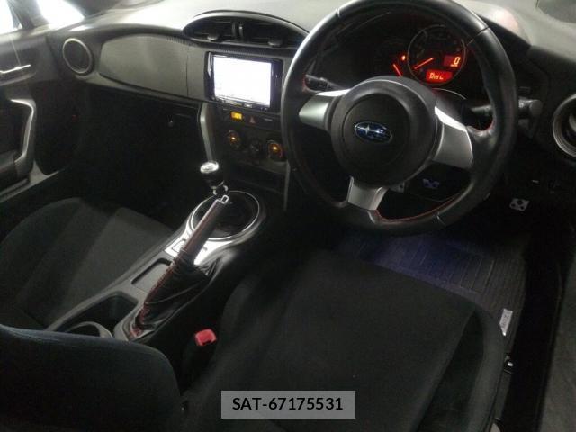 Subaru BRZ 2019-08 8216996-2