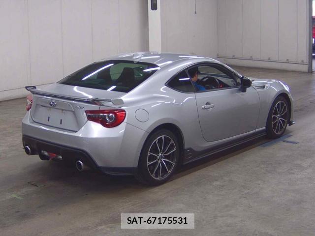 Subaru BRZ 2019-08 8216996-4