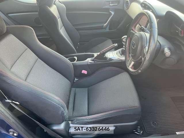Subaru BRZ 2014-03 8219893-13