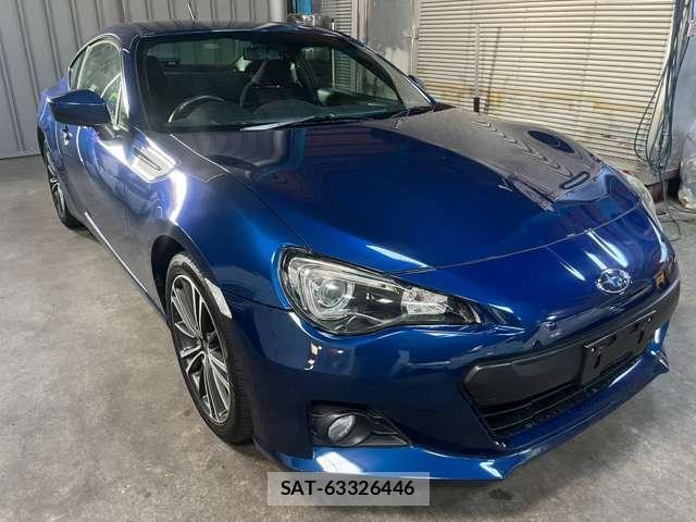 Subaru BRZ 2014-03 8219893-19