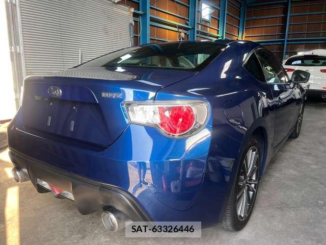 Subaru BRZ 2014-03 8219893-6