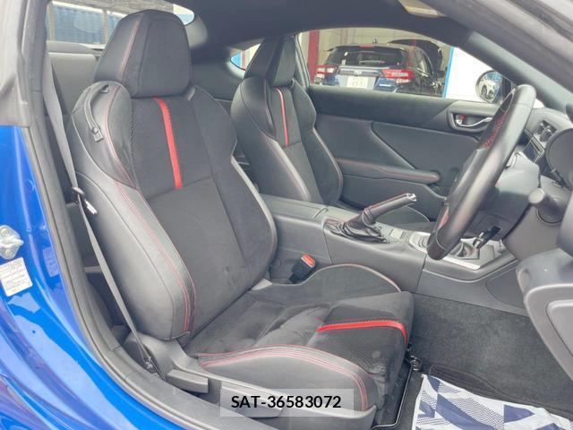 Subaru BRZ 2021-09 8220663-9