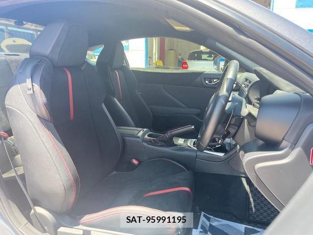 Subaru BRZ 2021-10 8220681-6