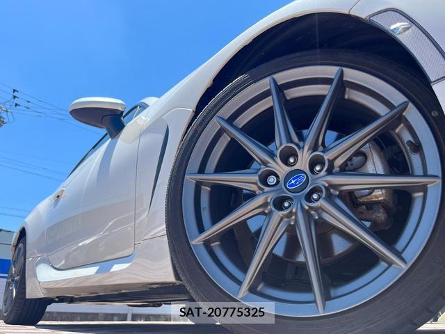 Subaru BRZ 2022-03 8220686-12
