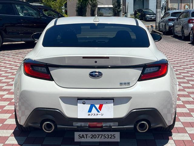 Subaru BRZ 2022-03 8220686-14