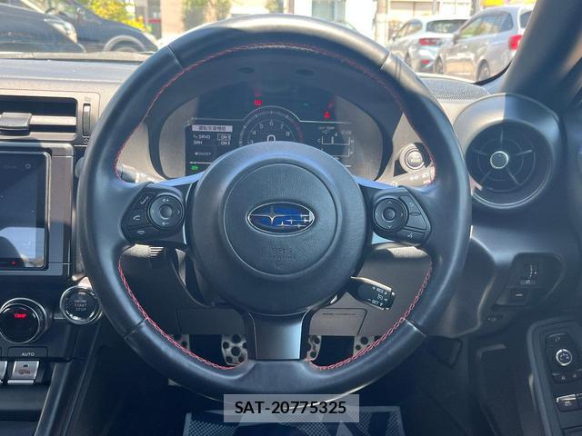 Subaru BRZ 2022-03 8220686-9