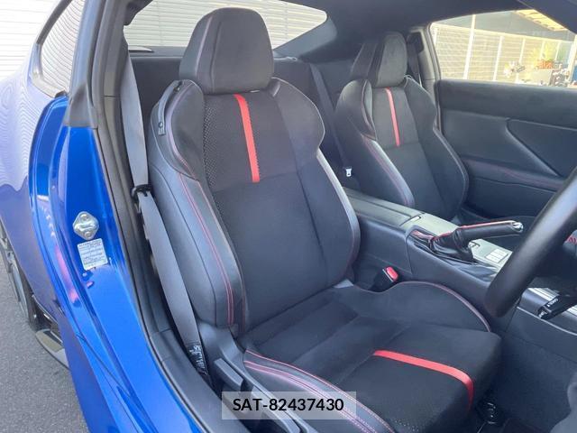 Subaru BRZ 2021-09 8220786-10