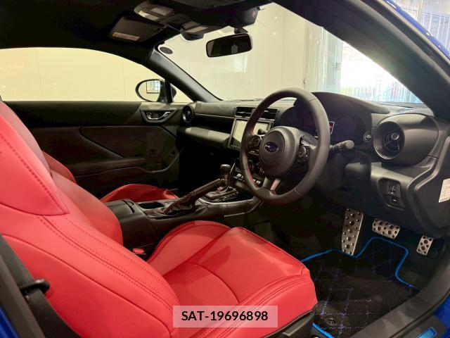 Subaru BRZ 2023-03 8221075-3