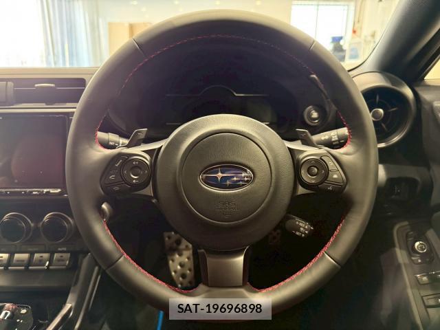 Subaru BRZ 2023-03 8221075-4