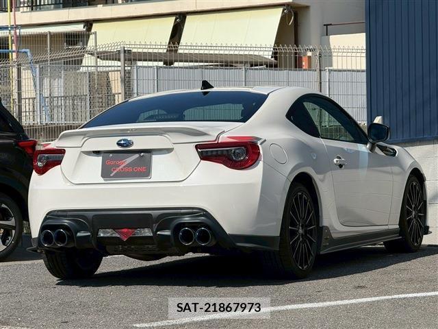 Subaru BRZ 2018-08 8223206-1