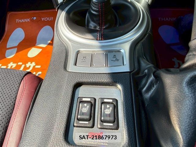 Subaru BRZ 2018-08 8223206-15