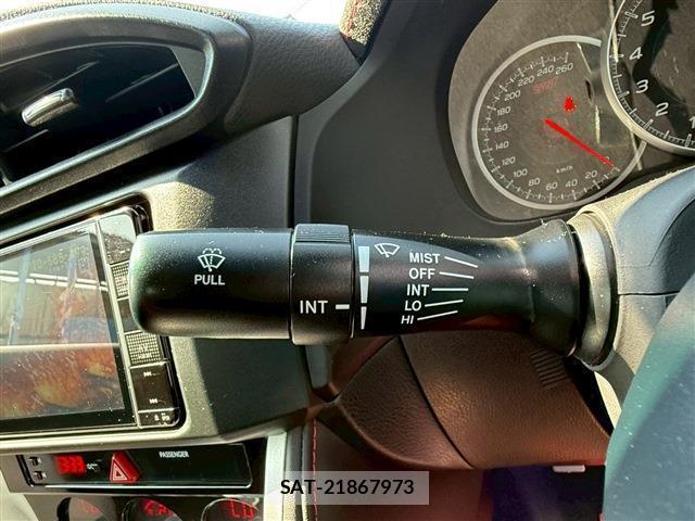 Subaru BRZ 2018-08 8223206-9