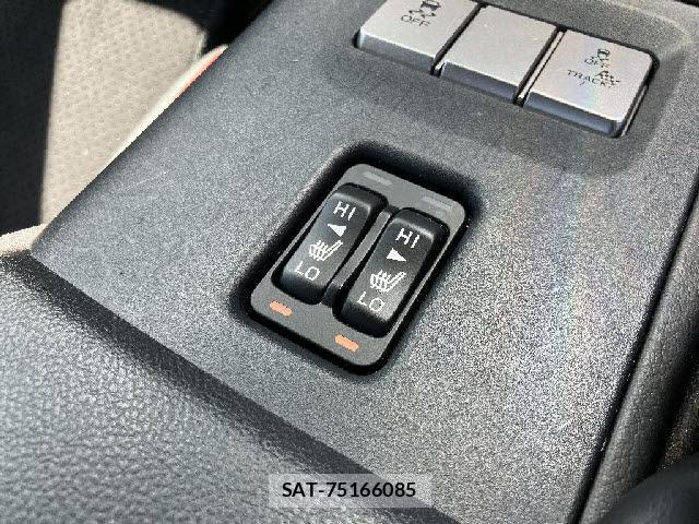 Subaru BRZ 2023-01 8224788-9