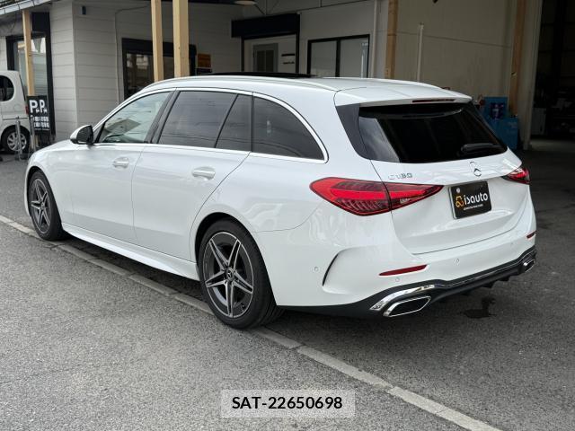 Mercedes Benz C-CLASS 2022-04 8216711-2