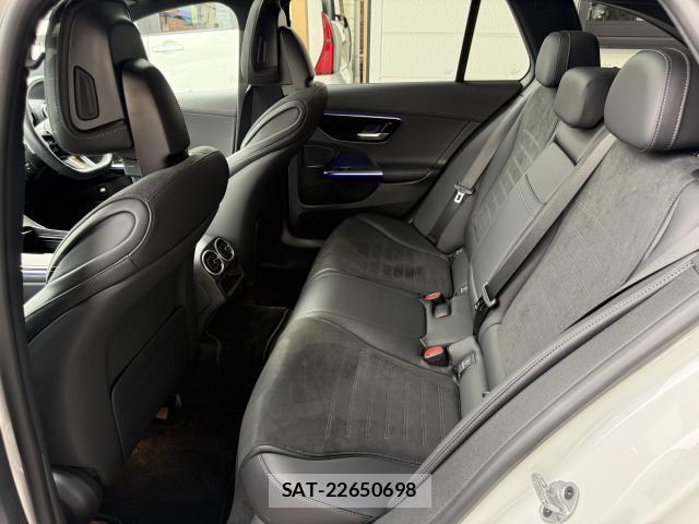 Mercedes Benz C-CLASS 2022-04 8216711-3