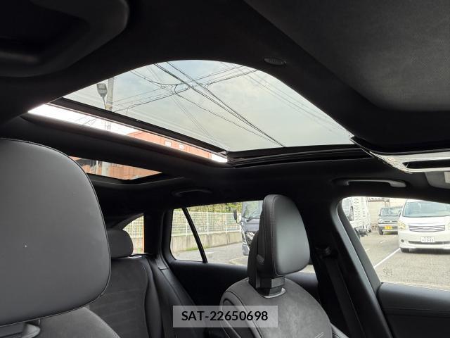 Mercedes Benz C-CLASS 2022-04 8216711-6