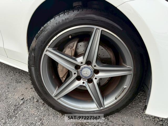 Mercedes Benz C-CLASS 2016-03 8221468-11