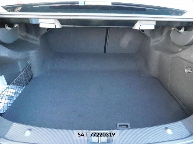 Mercedes Benz C-CLASS 2013-01 8221163-18