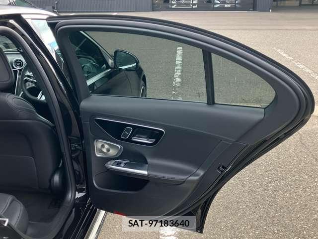 Mercedes Benz C-CLASS 2025-08 8221800-15