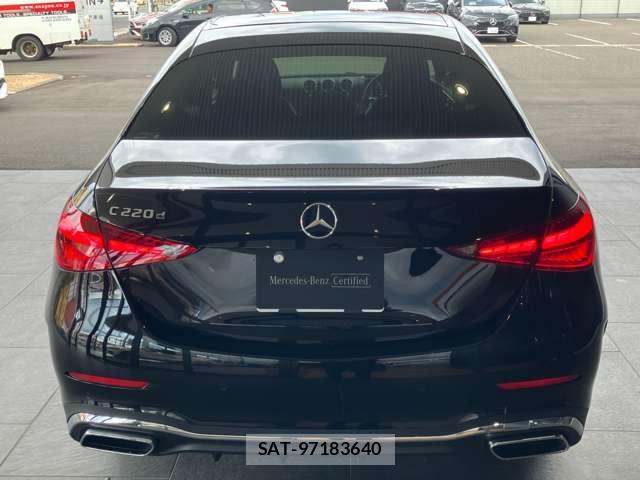 Mercedes Benz C-CLASS 2025-08 8221800-3