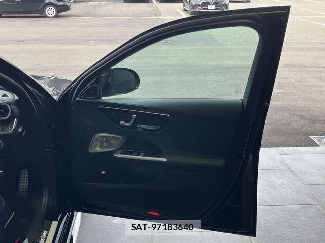 Mercedes Benz C-CLASS 2025-08 8221800-4