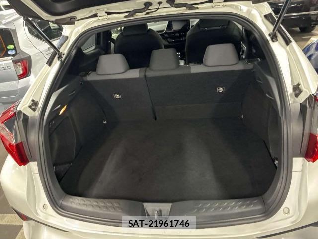 Toyota C-HR 2021-07 8216402-7