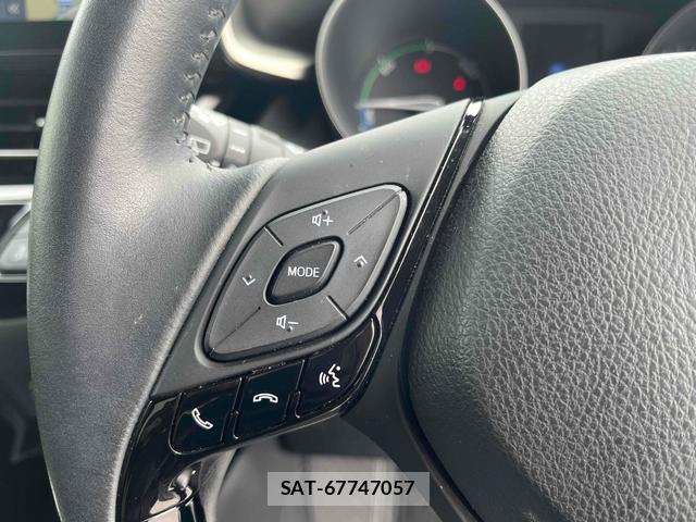 Toyota C-HR 2019-11 8216730-10