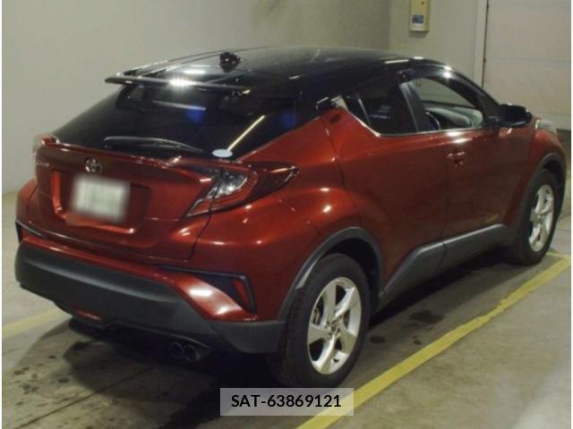 Toyota C-HR 2018-07 8217516-4