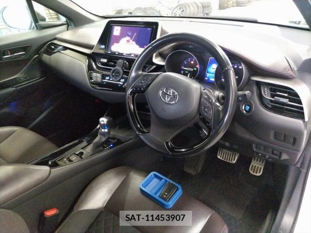 Toyota C-HR 2019-02 8217788-2
