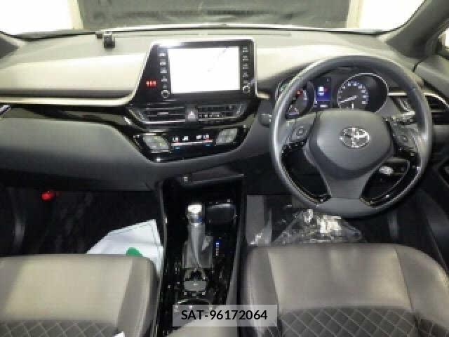 Toyota C-HR 2020-03 8218856-2