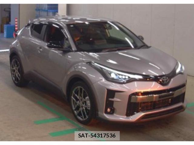 Toyota C-HR 2021-04 8218927-0