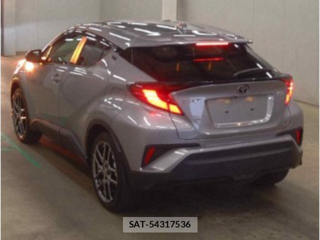 Toyota C-HR 2021-04 8218927-1