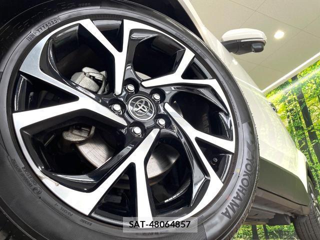 Toyota C-HR 2018-12 8221977-12