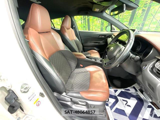 Toyota C-HR 2018-12 8221977-7