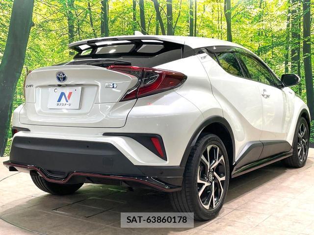 Toyota C-HR 2018-08 8221978-16