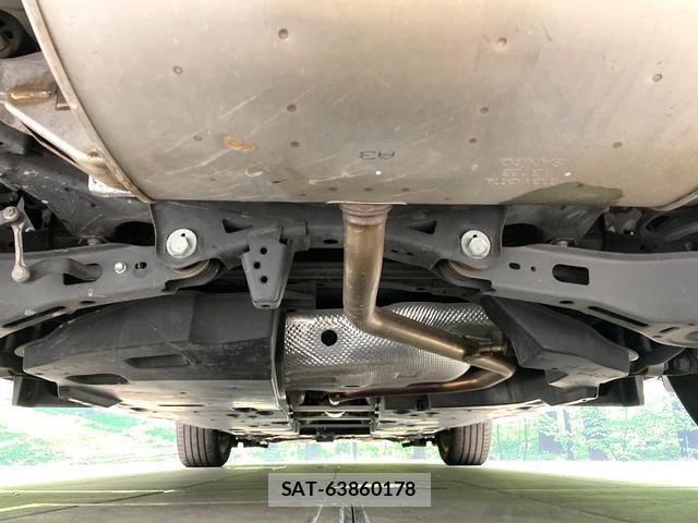 Toyota C-HR 2018-08 8221978-18