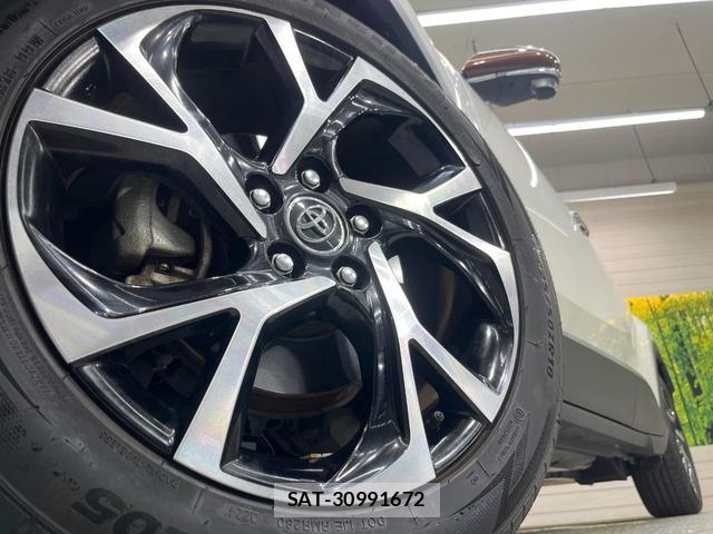 Toyota C-HR 2019-04 8222634-12