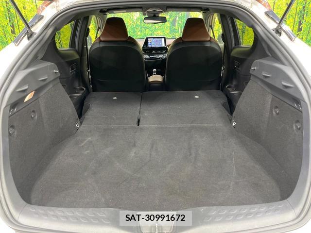 Toyota C-HR 2019-04 8222634-9