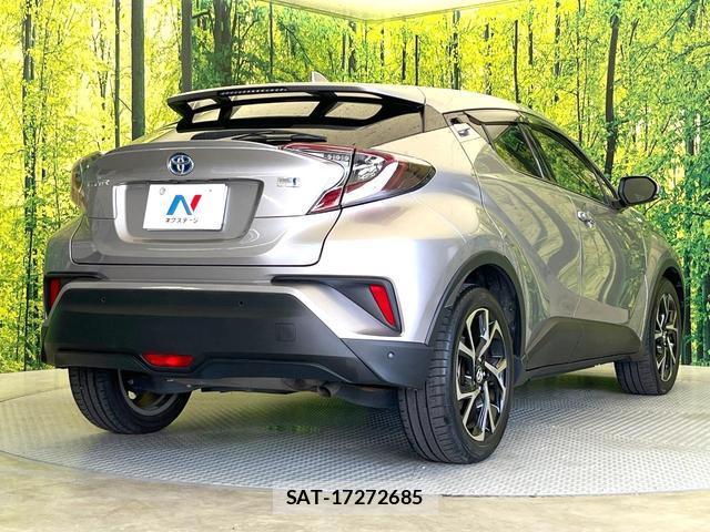 Toyota C-HR 2017-03 8223969-16