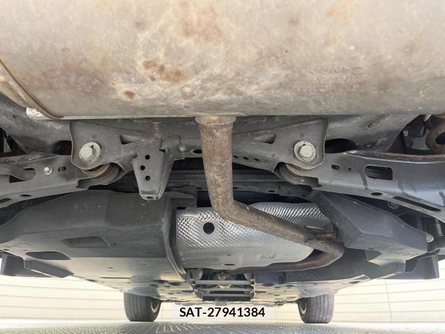 Toyota C-HR 2017-06 8224001-18