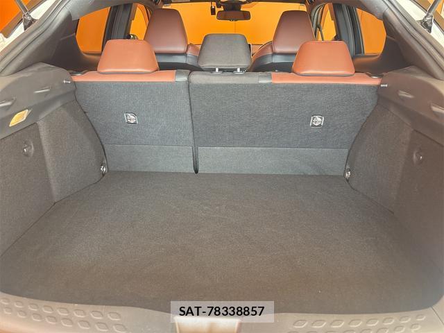 Toyota C-HR 2019-08 8224590-10