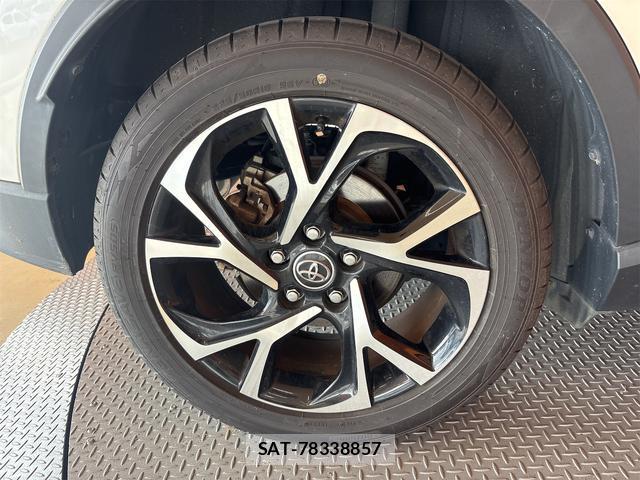 Toyota C-HR 2019-08 8224590-14