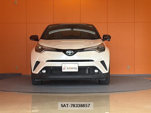 Toyota C-HR 2019-08 8224590-4