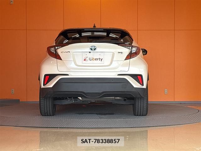 Toyota C-HR 2019-08 8224590-7