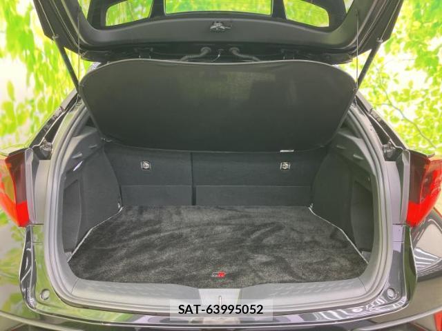 Toyota C-HR 2020-08 8225483-7