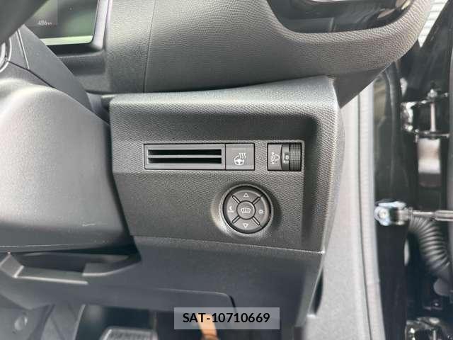 Citroen C4 2024-12 8220305-8