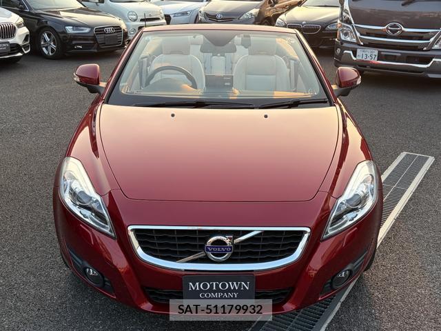 Volvo C70 2012-08 8216183-1