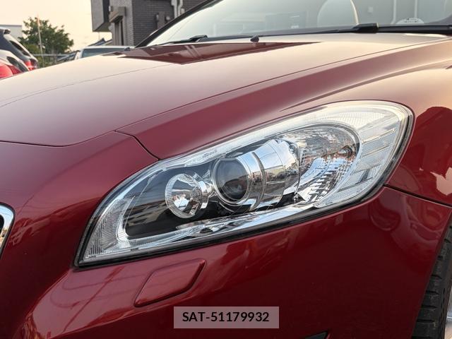 Volvo C70 2012-08 8216183-11